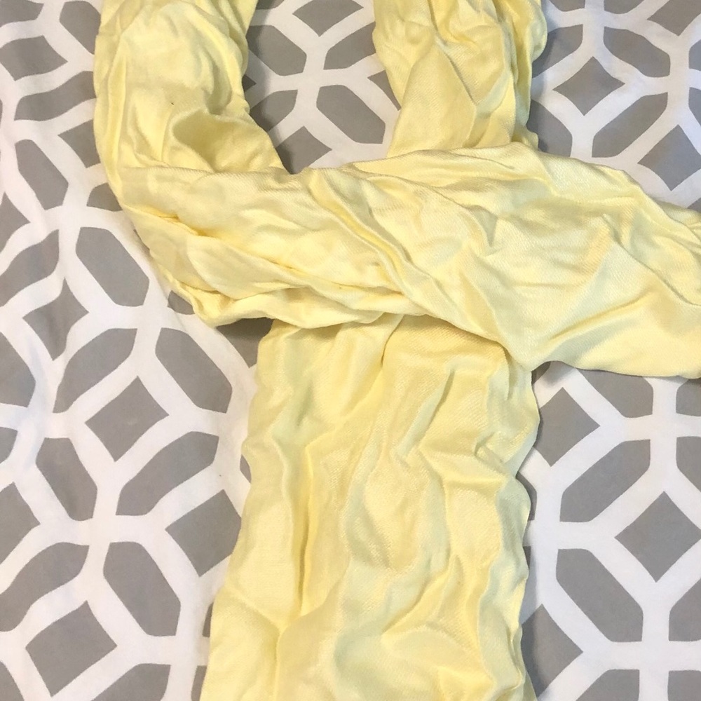 women’s scarf
